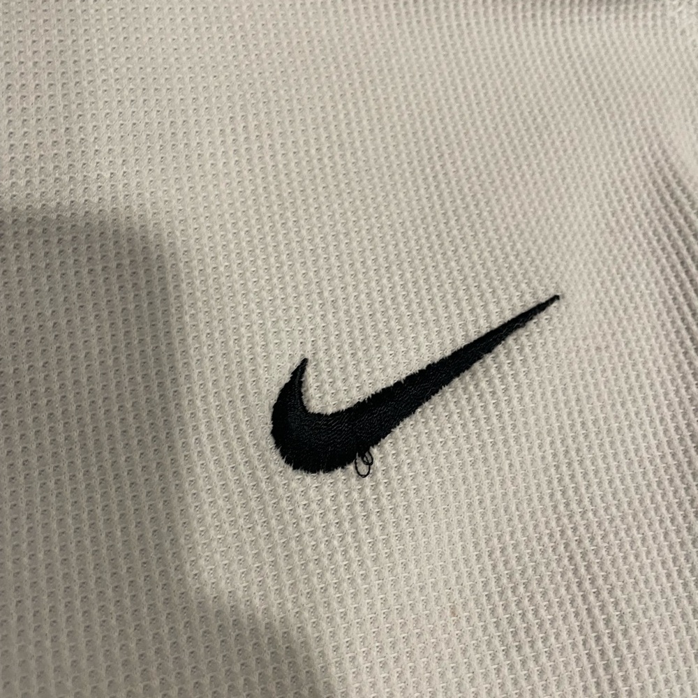 White Nike Duquesne Dukes Fleece Lined Thermal Long Sleeve Shirt - Picture 5 of 5